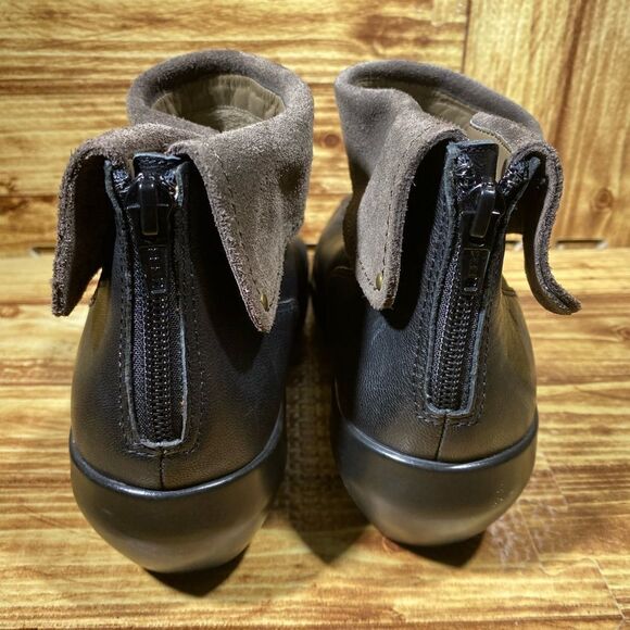 EASY SPIRIT Cleverly Women's BlackLeather Brown Cuff Back Zip Ankle Boot 8,5 - Picture 4 of 5